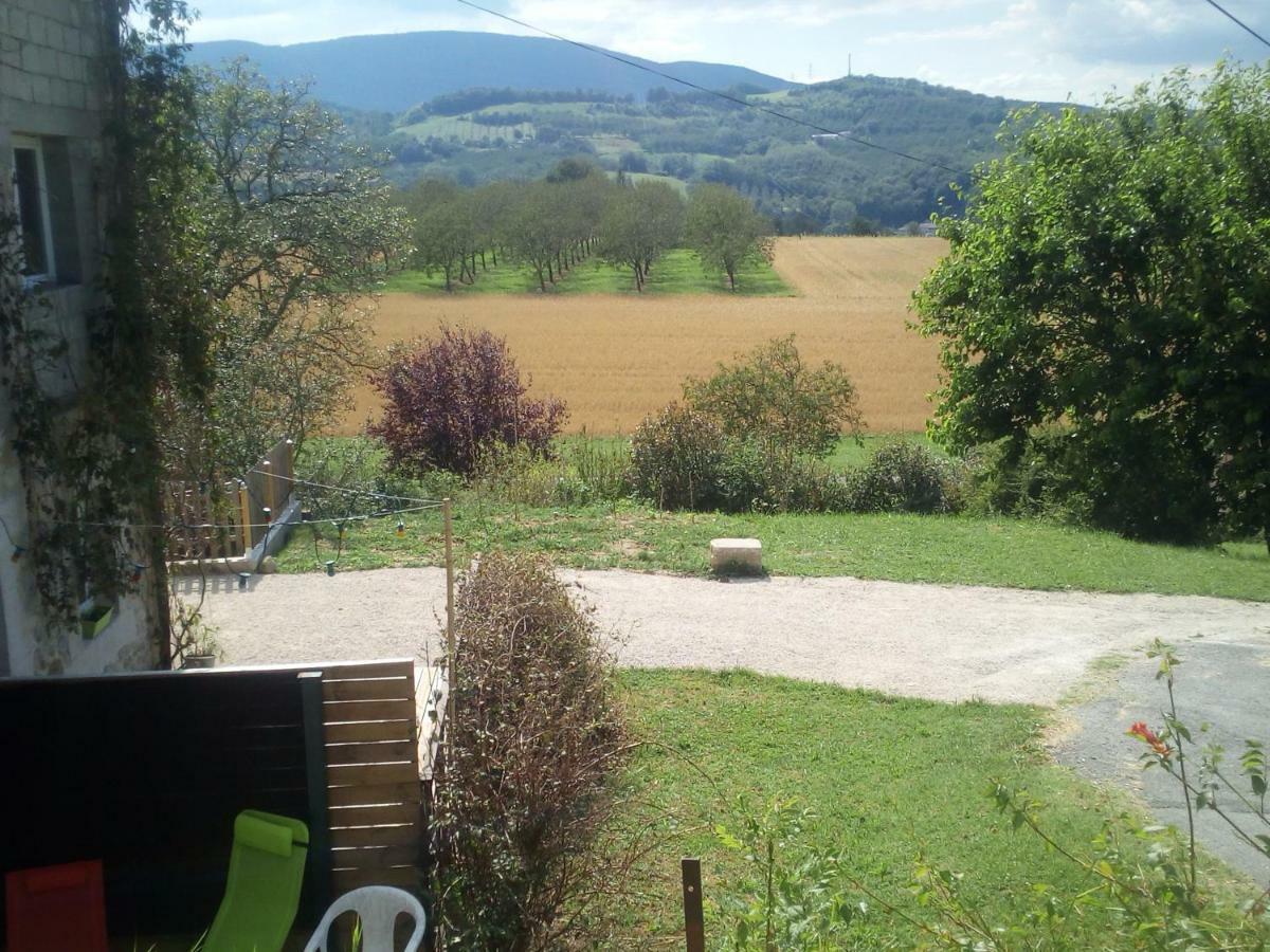 Okami Du Vercors Saint-Laurent-en-Royans Екстериор снимка